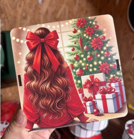 Квадратний бокс "Дівчинка з ялинкою". ДВП. 15х15х7 см 241094-00 фото